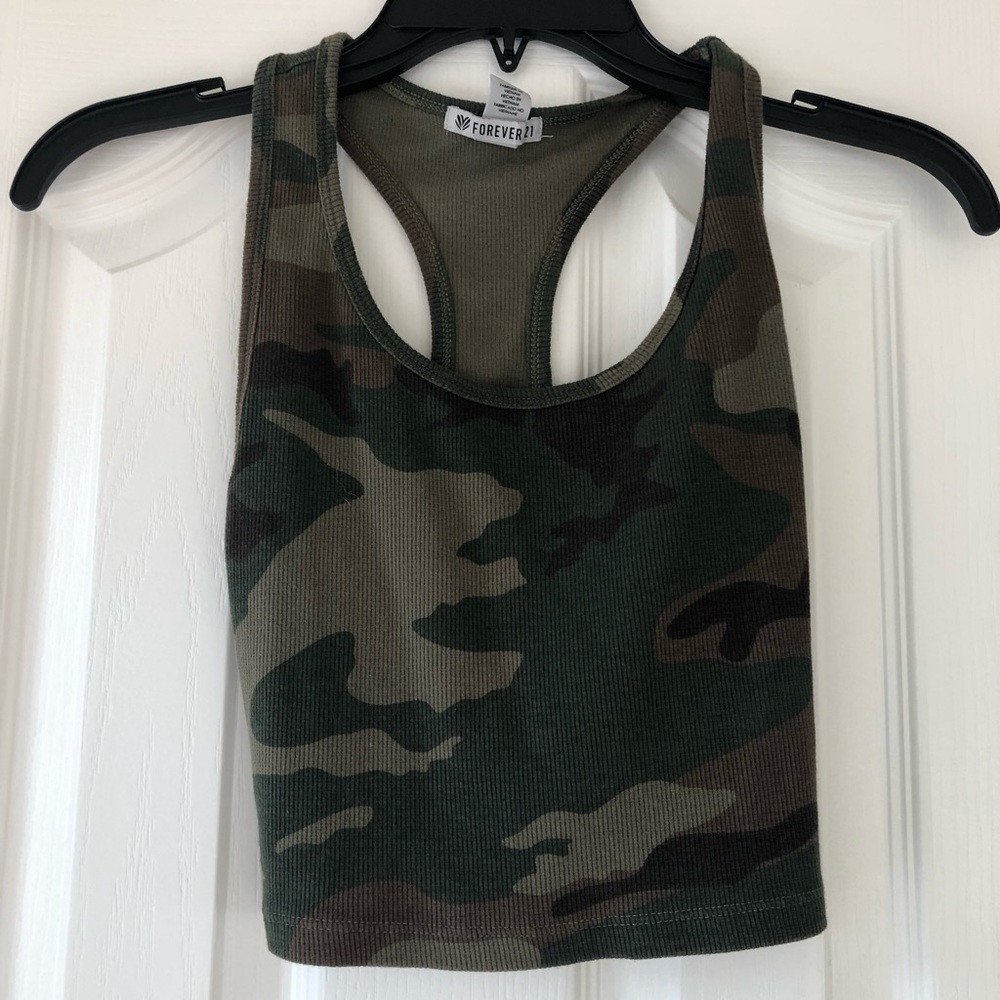Forever 21 camo tank